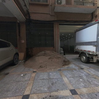 金鹏花园店铺
