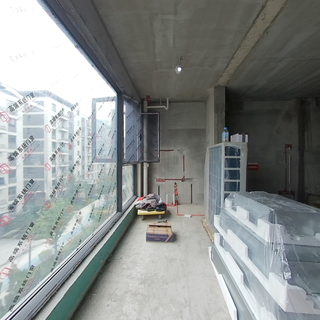 鹿鸣湖一号玺府 7-1-402